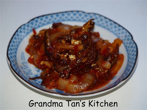 My other 1st version sambal ikan bilis. Grandma Tan's Kitchen: Sambal Ikan Bilis (Sambal Anchovies)