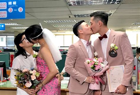 Taiwan Makes History As First Place In Asia To Legalize Same Sex Marriage Wsvn 7news Miami