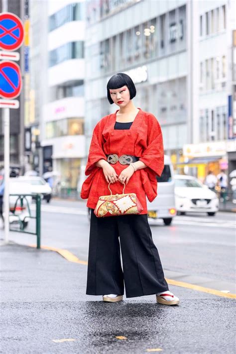 The Best Street Style At Tokyo Fashion Week Spring 2022 Global