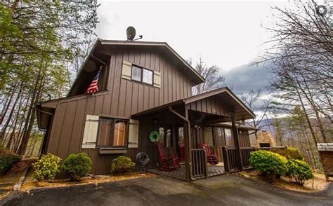 Houses, villas, apartments, cottages, lodges, cabins, farmhouse Gatlinburg Cabin Rentals in Cobbly Nob