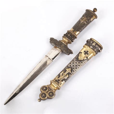Romatic Antique Dagger Antique Weapons Collectibles Silver Icons