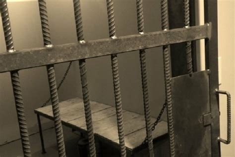 Prison Break Escape Rooms In Kansas City Escape Games