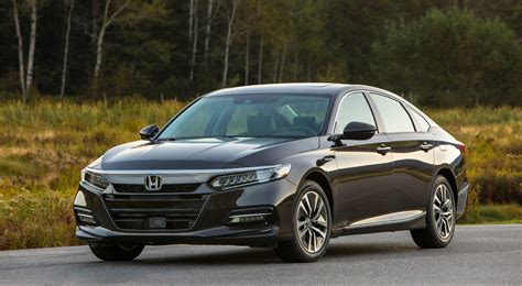 When press on drive side hood goes away the vibration and noise. 2020 Honda Accord Hybrid: A Brief But Detailed Walk Around