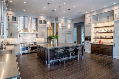 In fact, carefully examining truly luxury kitchens can give you good ideas for your kitchen design. 57 Luxury Kitchen Island Designs (Pictures) - Designing Idea