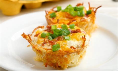 Perfect for brunch, baby/wedding shower, or just a simple breakfast for the family. Hash Brown Egg Nests are a delicious breakfast or brunch ...