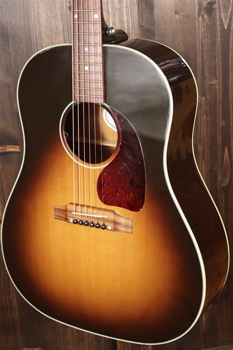 Gibson Guitars J-45 Standard 2013 - 14736 | Artisan Guitars