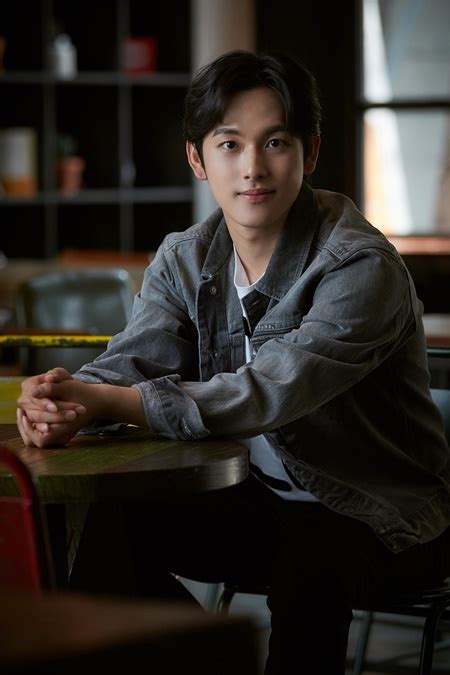 He attended busan gudeok high school, busan national university, university of east broadcasting arts and is currently studying at. Im Si Wan | Wiki Drama | FANDOM powered by Wikia