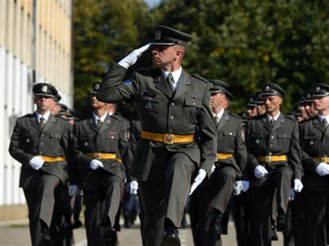 We would like to show you a description here but the site won't allow us. Freed Serbian War Criminal to Teach at Military Academy ...