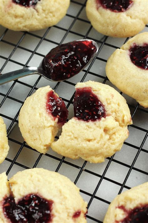 5 Ingredient Raspberry Cheesecake Thumbprint Cookies