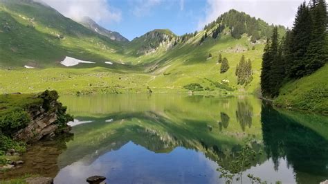 Lac Lioson Switzerland With Reflection 4032x2268 Oc Ifttt