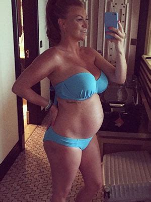 Pregnant Billi Mucklow Shows Off Her Baby Bump In Bikini Snap From
