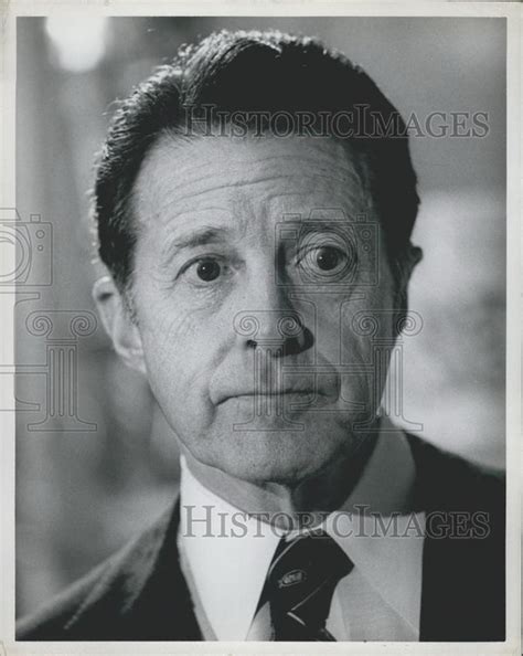Casper Weinberger Us Secretary Defense New York Press Conf 1982
