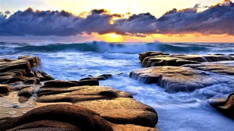 Sky Waves Stones Clouds Beautiful Views Wallpapers 1600x900