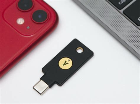 Yubico Yubikey 5c Nfc Multiprotocol Security Key Protects Against