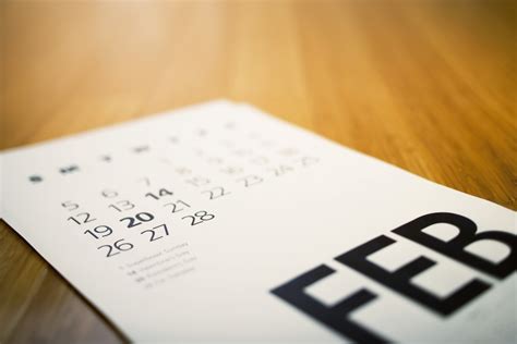 Voters must present their id/ssn on the 28th and a previously completed ballot indicating the elected parents. ¿Por qué febrero tan sólo tiene 28 días? - Libertad Digital