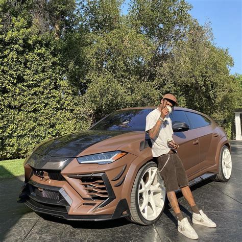 Travis Scott With His Brown Rregularcarreviews