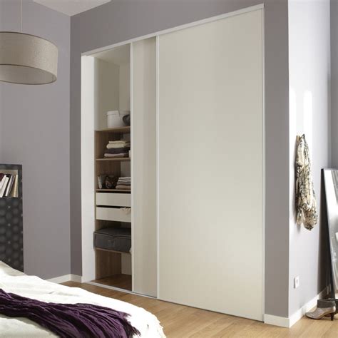 Portes de placard coulissantes dynamiques. Dressing avec porte coulissante - cuisine idconcept