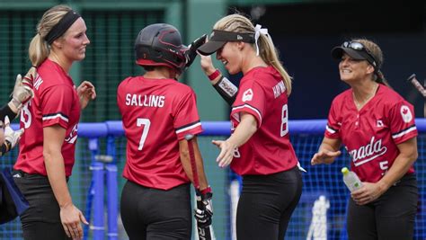 team canada begins tokyo 2020 with 4 0 softball victory team canada official olympic team