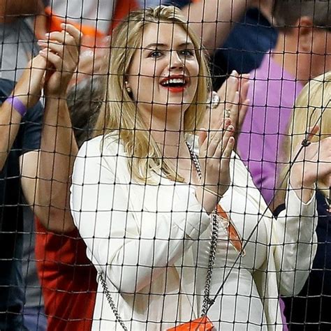 Kate Upton Exclusive Interviews Pictures And More Entertainment Tonight