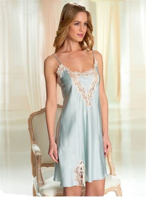 Luxury Short Sleeve Nightdress David Nieper Available In Pure Silk Or Satin Davidnieper