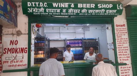 Govt Handled Liquor Stores Reopen In Delhi Delhi News The Indian