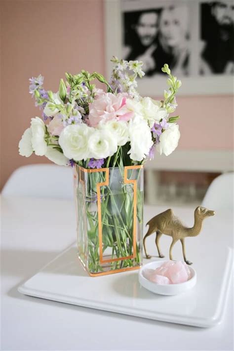 Here, 55 ideas that'll brighten up their day—from makeup to theoretically speaking, it should be easy to pick out a gift for your wife or spouse, right? 14 Cool DIY Wife Gift Ideas | DIY to Make
