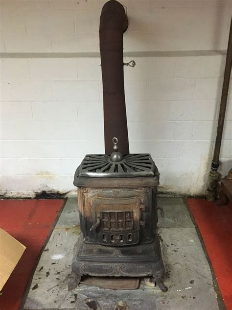 Antique Cast Iron Wood Burning Parlor Stove Ebay