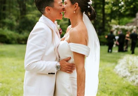 50 same sex wedding photos to celebrate pride month