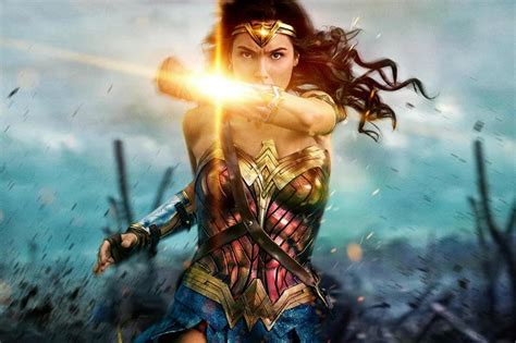 Gal Gadot Addresses James Camerons Controversial Wonder Woman Comments