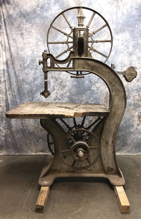 Restoring An Old Industrial Band Saw. | Antique tools, Old tools