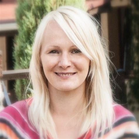 I'm interested in #sustainable living #social communication, social #psychology, #philosophy and #culture of asian countries. Agnieszka Majewska - Główny specjalista ds. controllingu ...