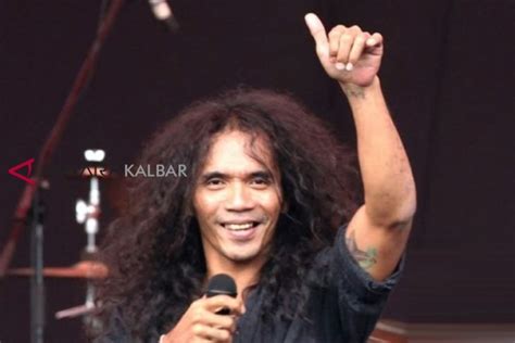 kaka slank kagum keberagaman yang ada di singkawang antara news kalimantan barat