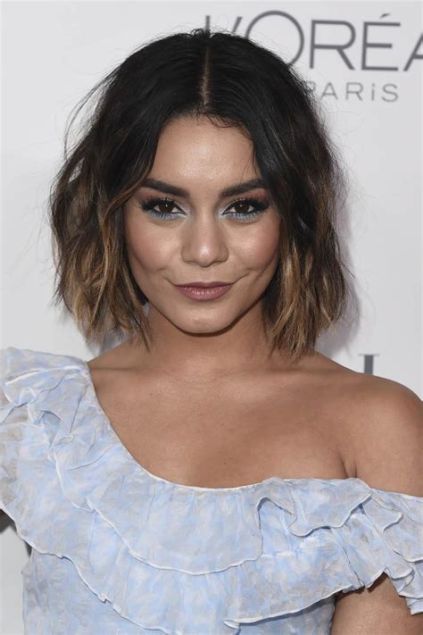 A quién favorece y cómo llevarlo este. 15 cortes de pelo y peinados ideales para llevar media melena