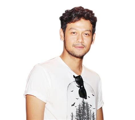 Siapa tahu suatu saat nanti bisa lengkap sampai seluruh bahasa daerah yang ada di indonesia. Saling Berbagi: Biodata Dwi Sasono Lengkap, Pemain Sitkom ...