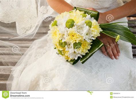 One of my favorite new flowers is the magnum chrysanthemum from deliflor. Wedding Bouquet Of Chrysanthemum Flowers Stock Photo ...