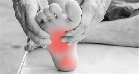 Foot Arch Pain Symptoms Causes And Treatment