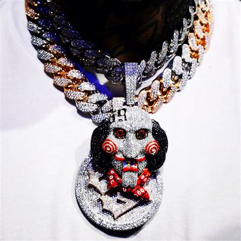 Pin By Shaun Conley On Accessories Rapper Jewelry Luxury Jewelry