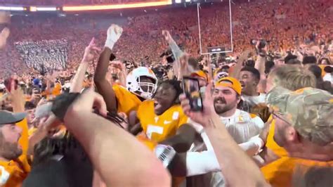 Tennessee Fans Storm The Field After Beating Alabama Insane Win