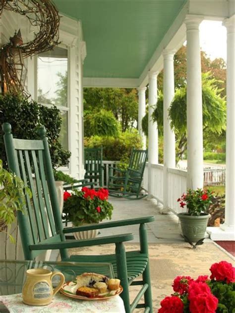 Awesome Spring And Easter Ideas To Spruce Up Your Porch