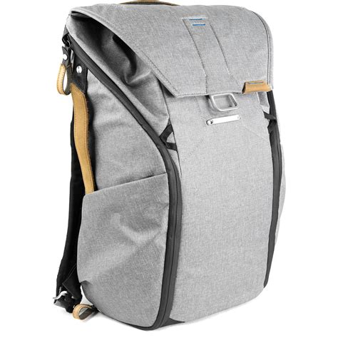 The backpack design obviously offers better balance than the everyday messenger, which is good news for. Peak Design Everyday Backpack (20L, Ash) BB-20-AS-1 B&H Photo