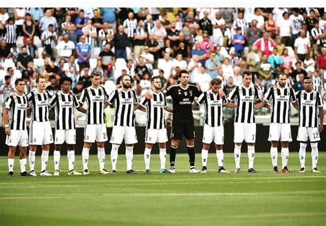 Today is the day that the bianconeri set off for the united states, as the juventus summer tour 2017 gets officially underway. Juventus Roster Players Squad 2017/2018 (17/18) Name List ...
