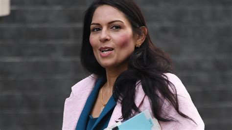 Uk Minister Priti Patel Facing Govt Investigation Amid Bullying Claims Huffpost Null