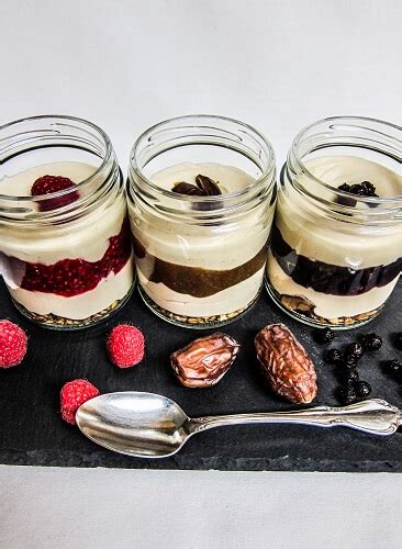 You can eat this for breakfast every day and not get sick of it. Vegan Yogurt Cheesecake in a Jar | Fragrant Vanilla Cake