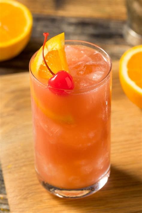 Peach Cocktail Recipe Vodka Tyree Edgar