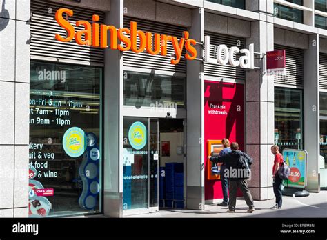 Sucursal Del Supermercado Sainsburys Fotografías E Imágenes De Alta