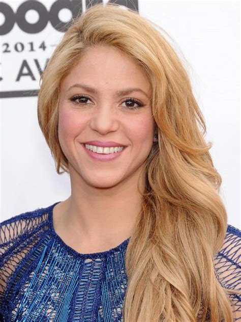Shakira Biography Singer