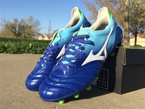 Mizuno soccer football spike shoes morelia neo 2 p1ga1650 black us6.5(24.5cm). Up Close - Mizuno Morelia Neo in Mazarine Blue | Soccer ...
