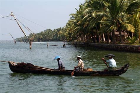 Kerala India Travel The Backwaters By Canoe Kerala India Travel