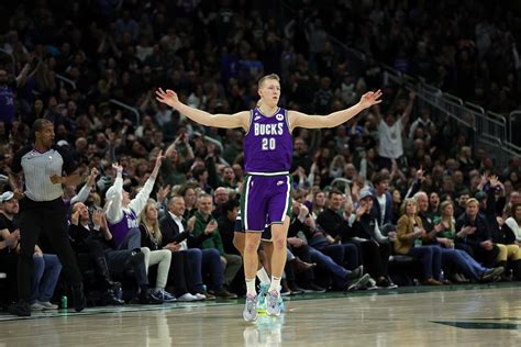 The Milwaukee Bucks have made a big decision on free agent A.J. Green