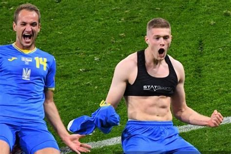 pemain sepak bola di euro 2020 kenakan bra apa fungsinya halaman all